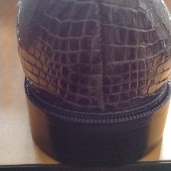 Shoes - Picture 3 of 3